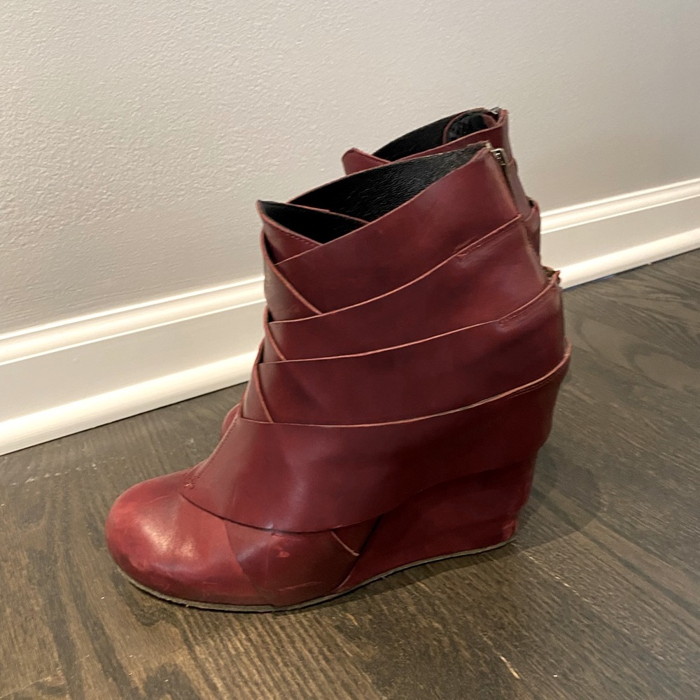 LD Tuttle The Haunt booties in Blood